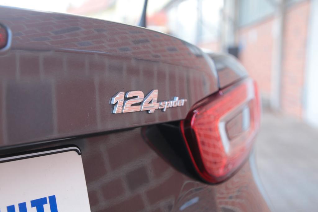 Fiat 124 Spider