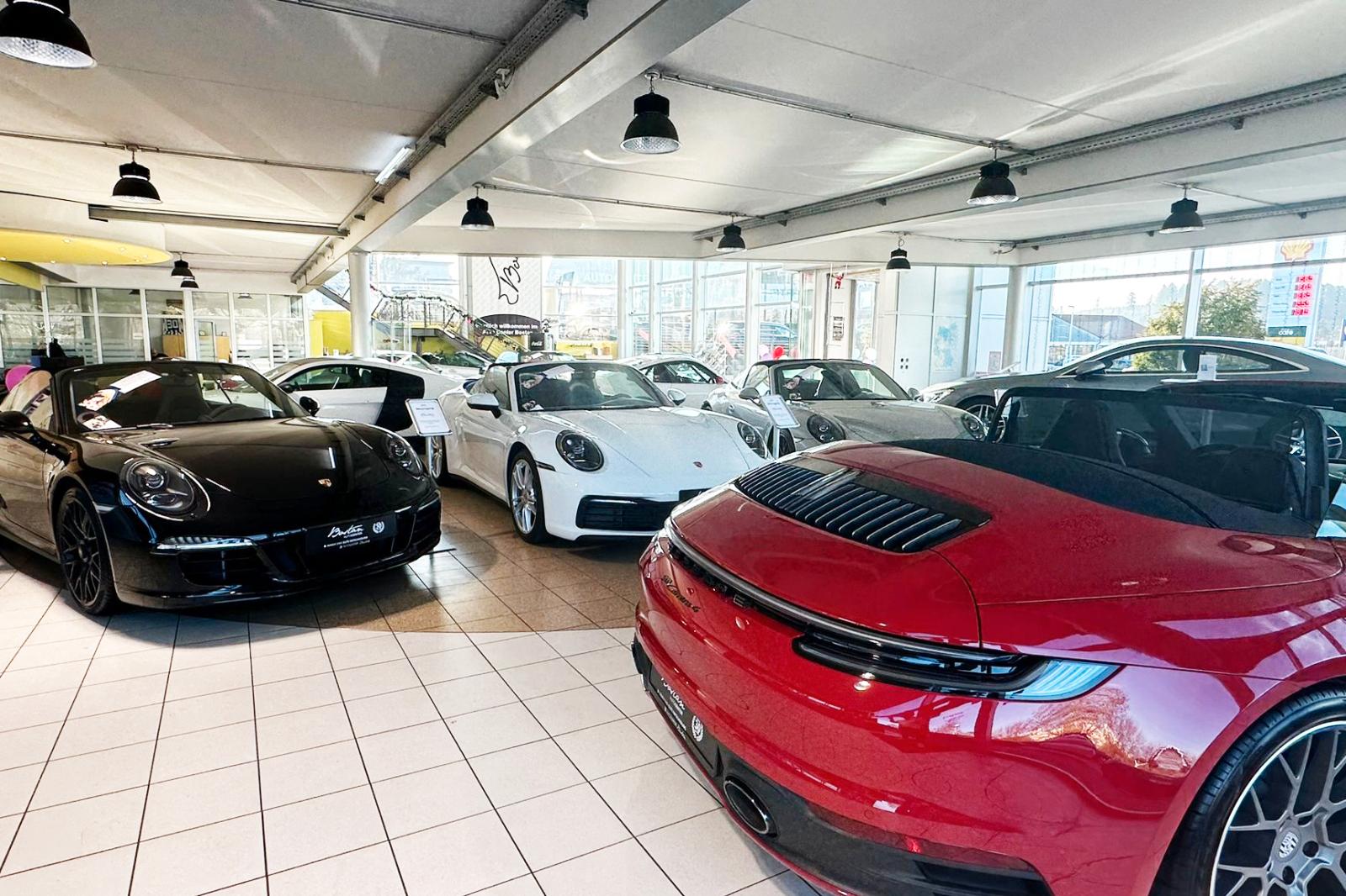 showroom-image-bottom