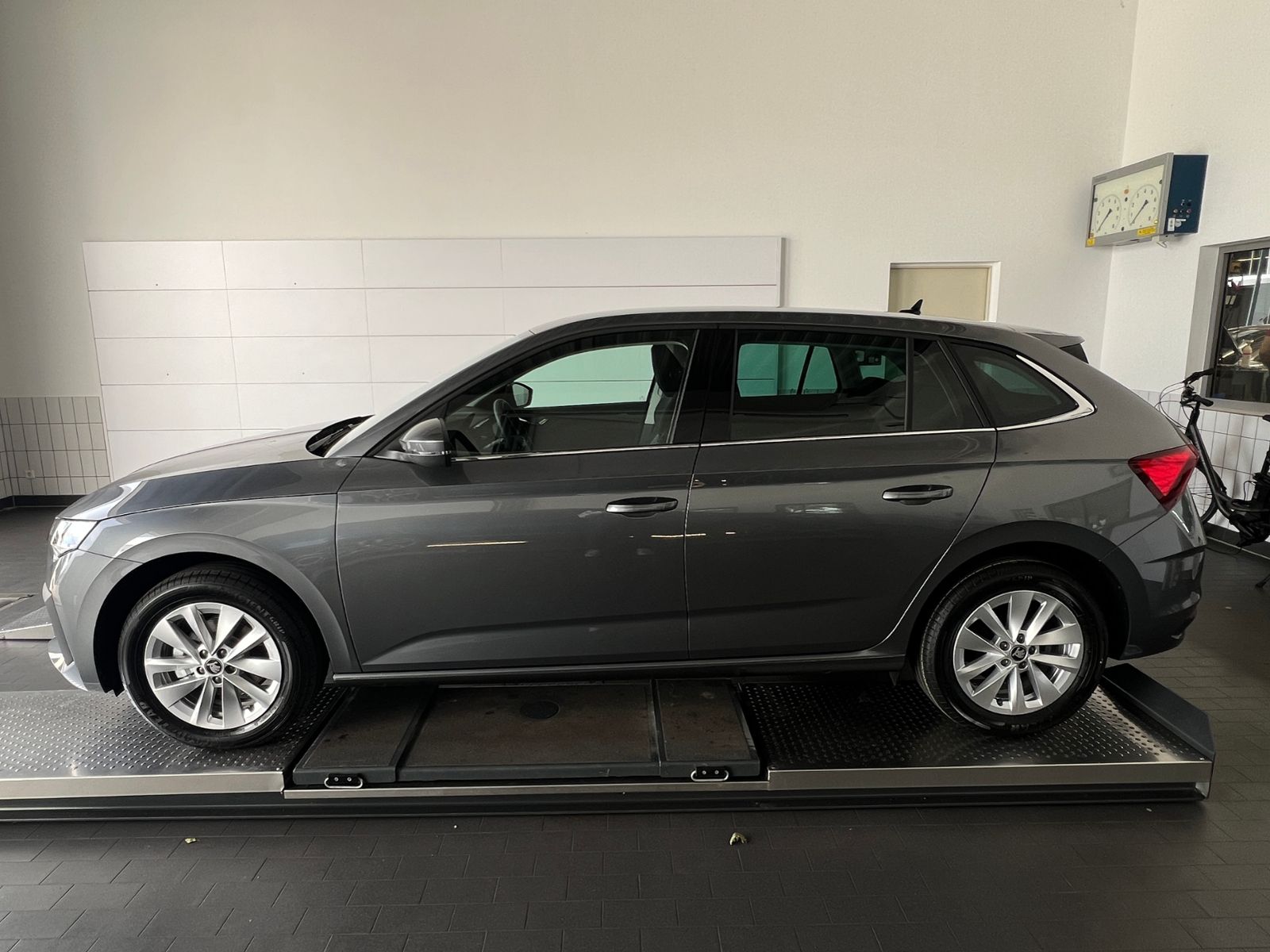 Fahrzeugabbildung SKODA Scala Selection 1.0 TSI DSG *AHK, LED, ACC, Kame