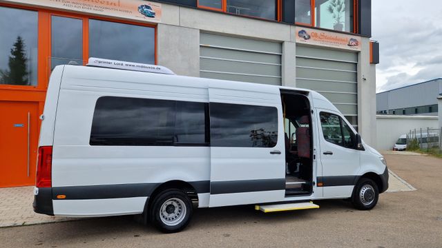 Mercedes-Benz 515 Sprinter 22 Schlafsessel Lagerfahrzeug Stock