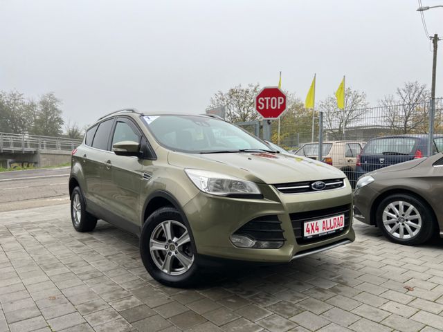 Ford Kuga Titanium 4 x 4 Garantie Service Tüv Neu