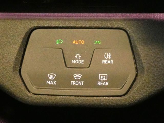 ID.4 Pro 77 kWh Infotainment Paket AHK KAMERA