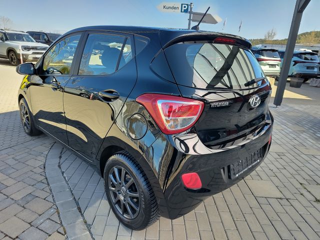 Hyundai i10 Klima Sitzheizung Lenkradheizung