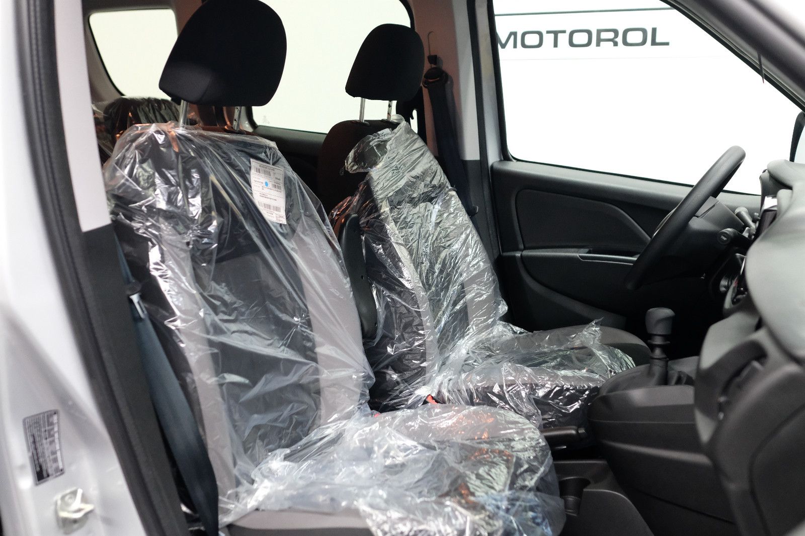 Fahrzeugabbildung Fiat Doblo Serie 2 Kombi L1H1 SX 1,6 Multijet 5-Sitze