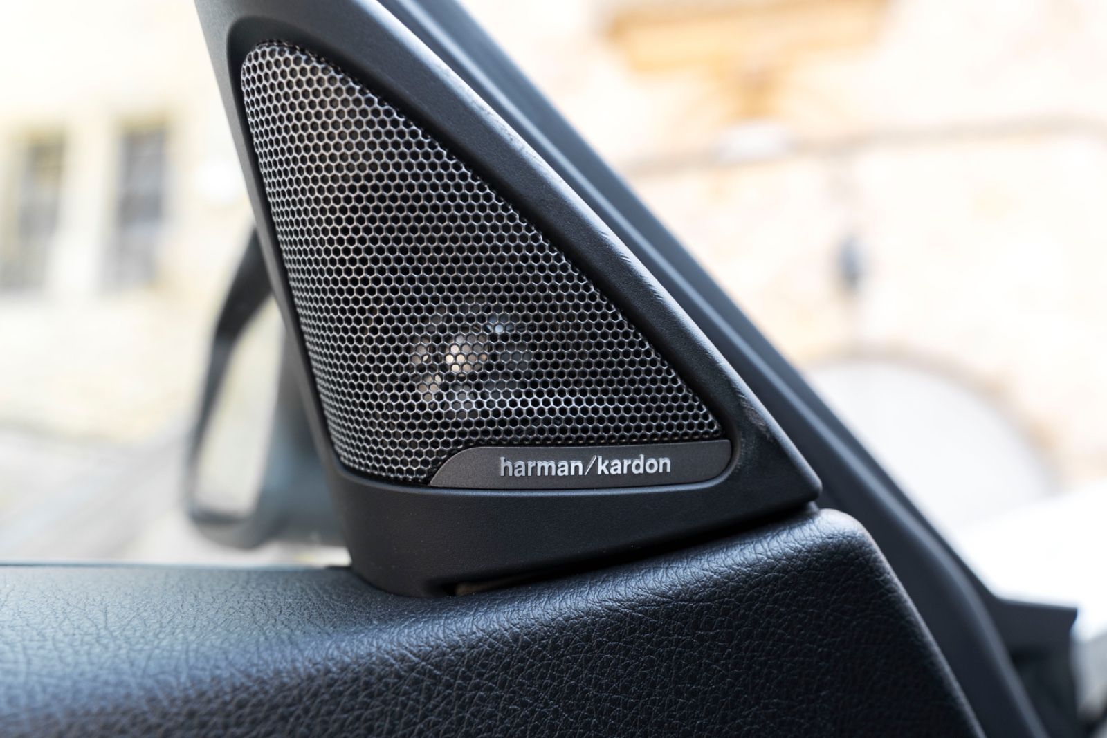Fahrzeugabbildung BMW 430I Coupe M-Sport H&K LED CARPLAY ALC CARBON