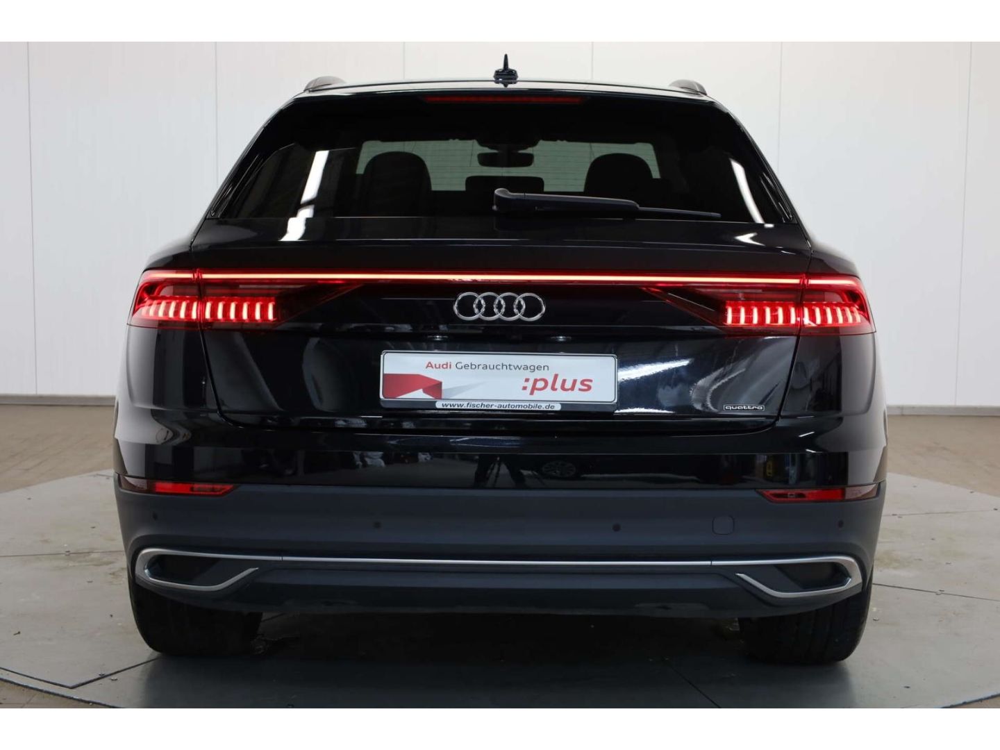 Audi Q8 55 TFSI quattro foto 6