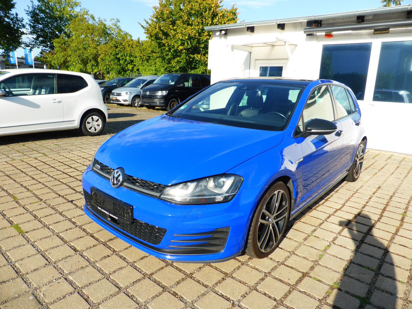 Volkswagen Golf VII Lim. GTD  PANO.  LEDER  KAMERA STANDH.