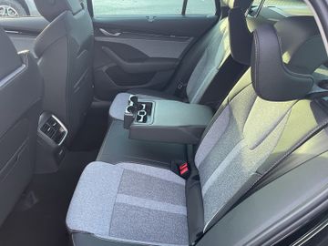 Skoda Octavia Combi 2.0 TDI Tour *PANNO*MATRIX*AHK