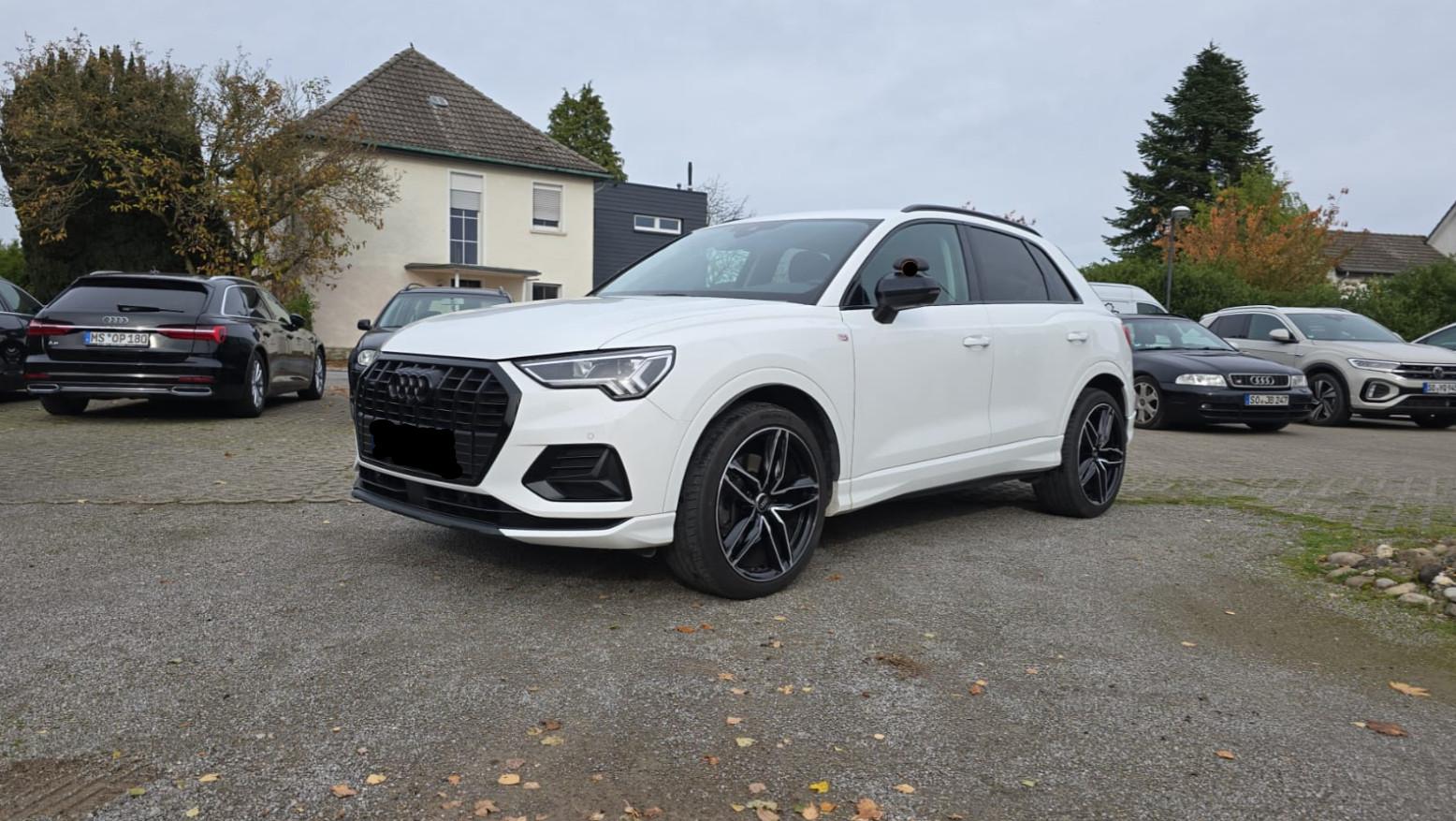 Audi Q3 40 TDI S-Line qua. Opt. schwarz+LED NAV AHK