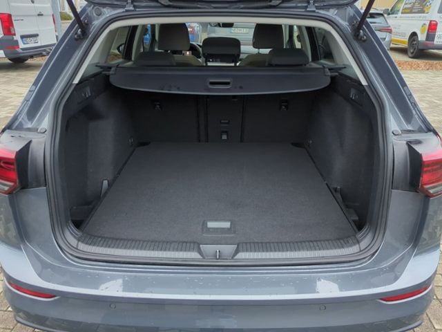 Fahrzeugabbildung Volkswagen Golf Variant 2.0 TDI Life ACC NAVI GJR