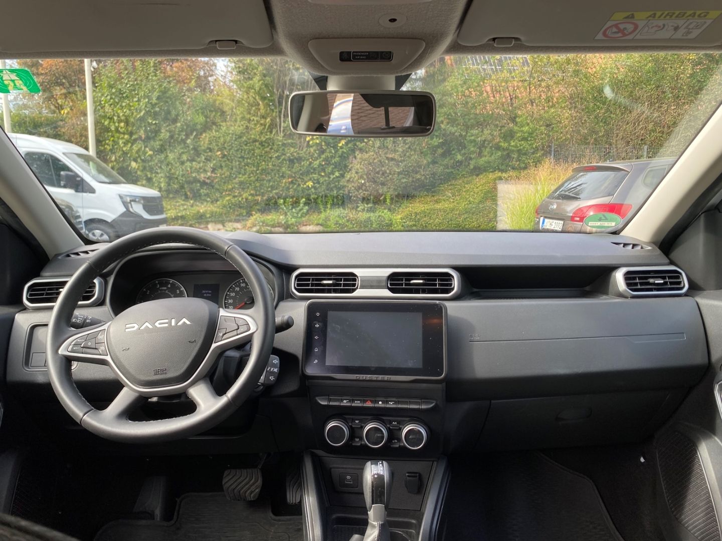 Fahrzeugabbildung Dacia Duster II Journey Navi Soundsystem Apple CarPlay