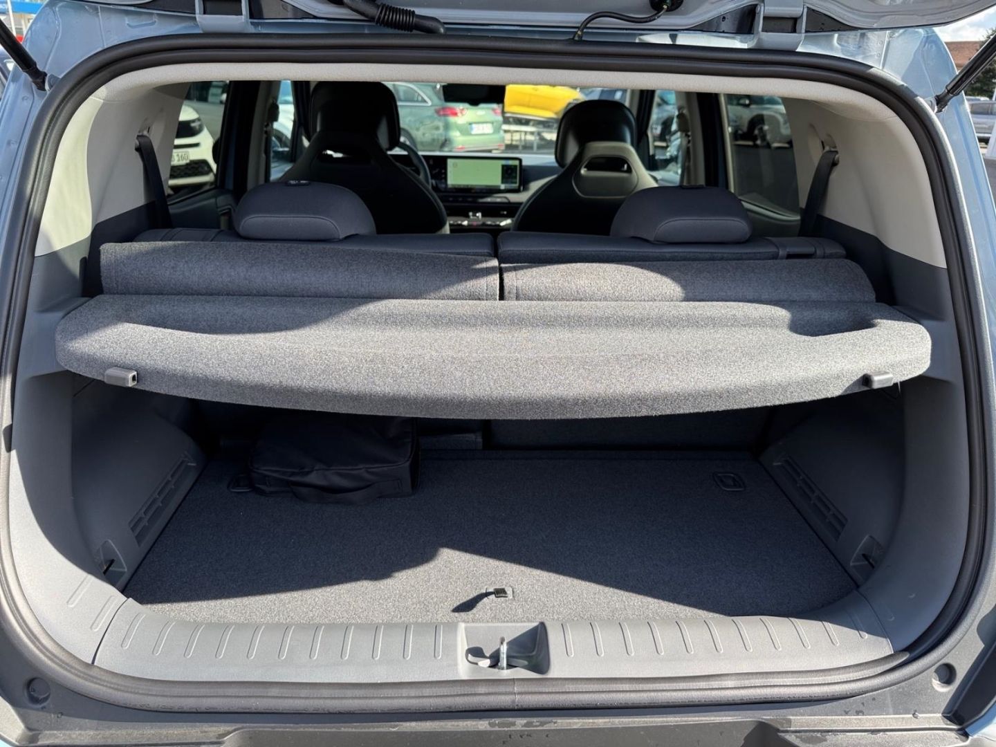 Fahrzeugabbildung Kia EV2 42.2 4S EARTH WIC 22AC TEC DWP DES