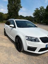 Skoda Octavia 2.0 TDI RS Combi RS **209PS Abt Chip**