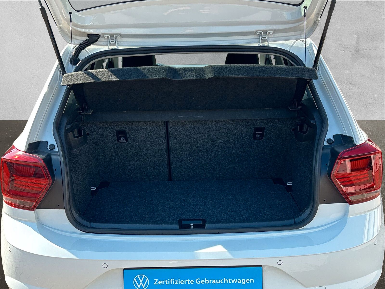 Fahrzeugabbildung Volkswagen Polo 1.0 TSI PDC AppConnect Sitzhzg.
