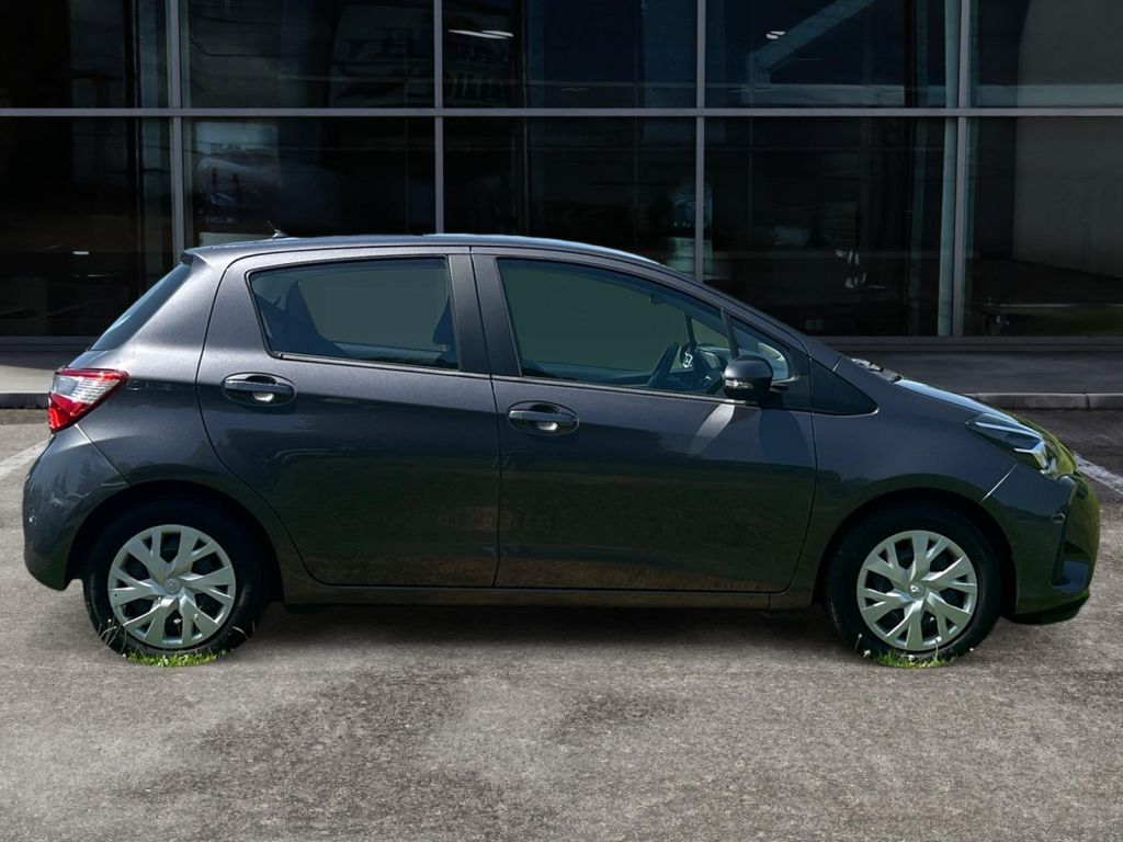 Fahrzeugabbildung Toyota Yaris 1.0 VVT-i Comfort
