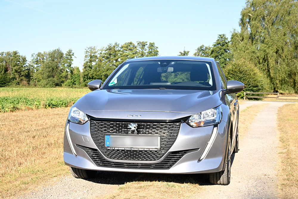 Image of Peugeot e-208