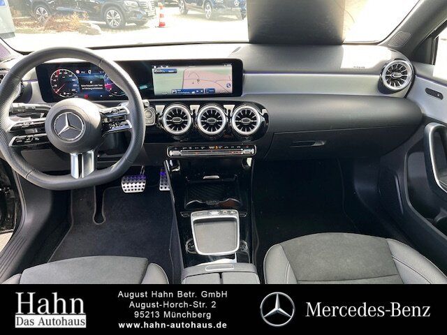 Fahrzeugabbildung Mercedes-Benz A 200 AMG/NIGHT/LED/KAM./DISTRO./AMBI/19ZOLL