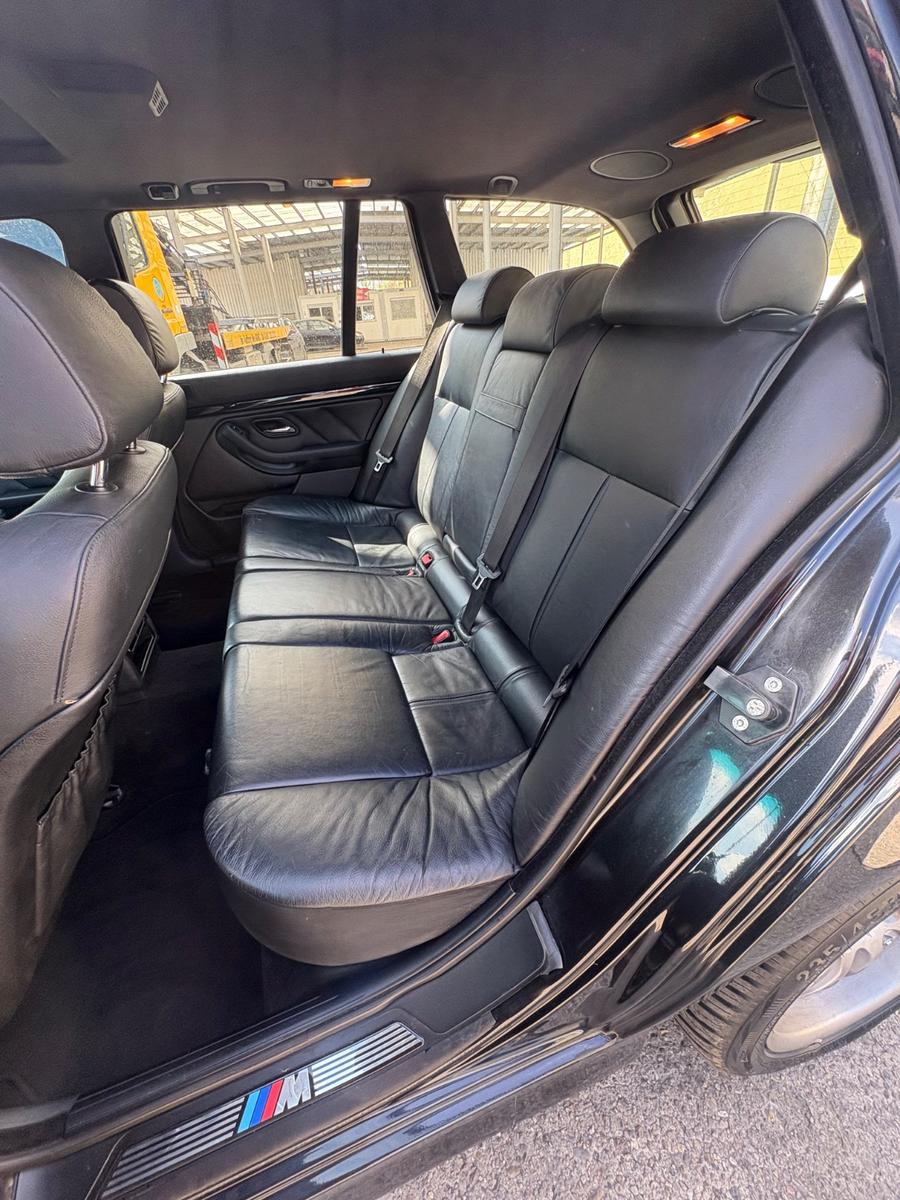 BMW 530d Exclusive touring M Packet 180