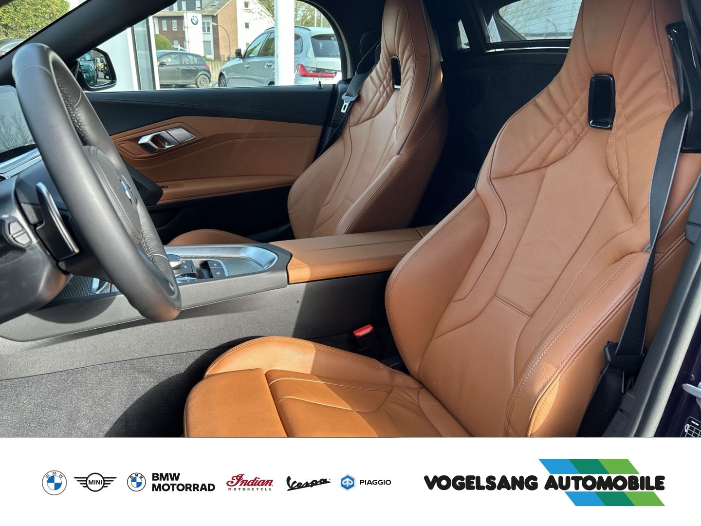 Fahrzeugabbildung BMW Z4 M40i Head-Up Kamera adaptives Fahrwerk Navi g