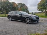 Mercedes-Benz E 250 BlueTEC 4MATIC T AVANTGARDE Autom. AVA... - Mercedes-Benz E 250: 4matic