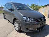 Volkswagen Sharan Highline*EURO6*AHK*SCHIEBETÜREN* - Volkswagen Sharan: Eu