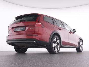Volvo V60 Cross Country - 8