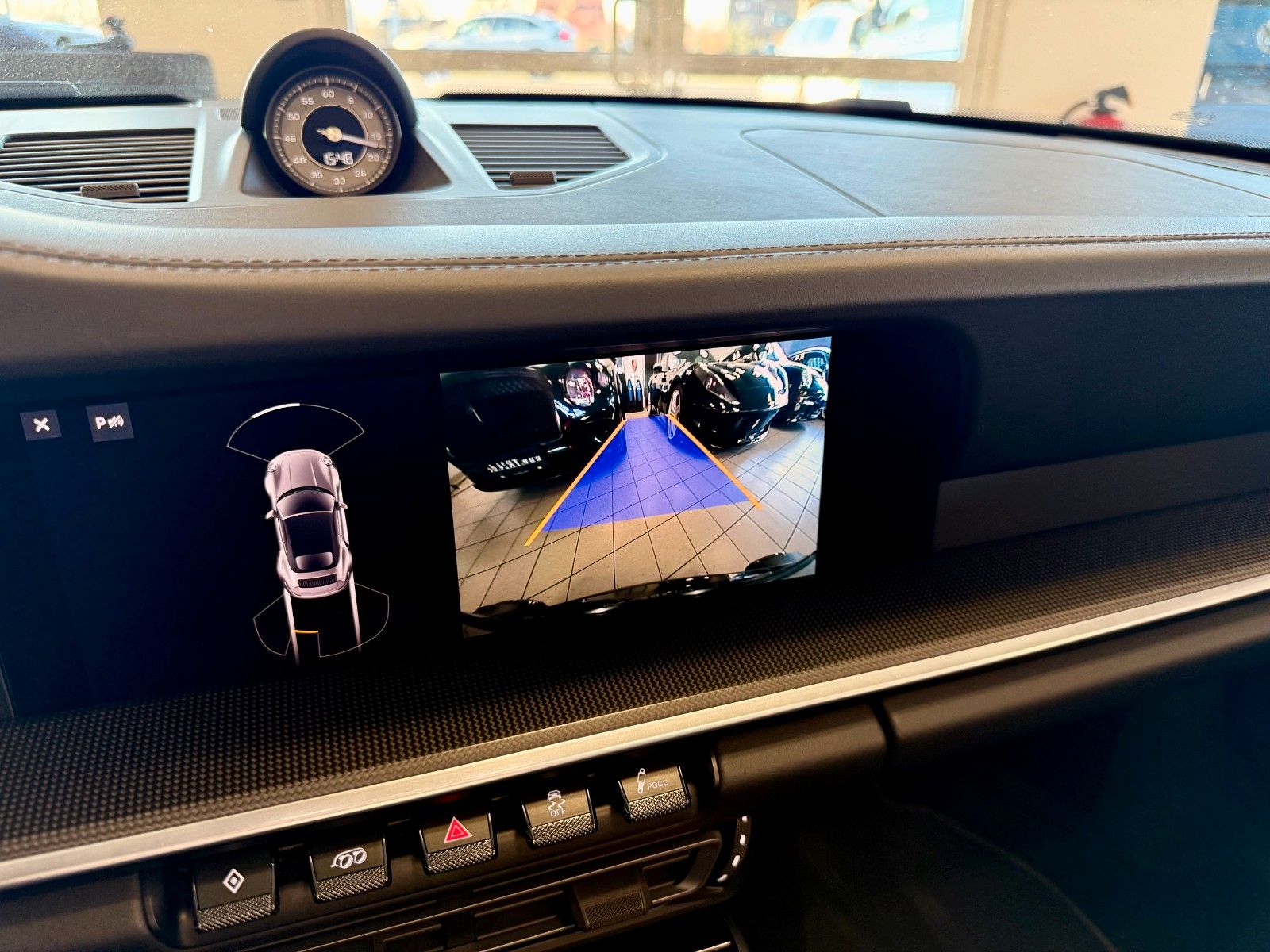 Fahrzeugabbildung Porsche 911 992 Turbo S Cabrio SportAbgas/Burmester/ACC