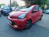 Toyota Aygo Klimaanlage Navi neue TÜV Allweterreifen - Toyota Aygo (X) mit Halbautomatikschaltung