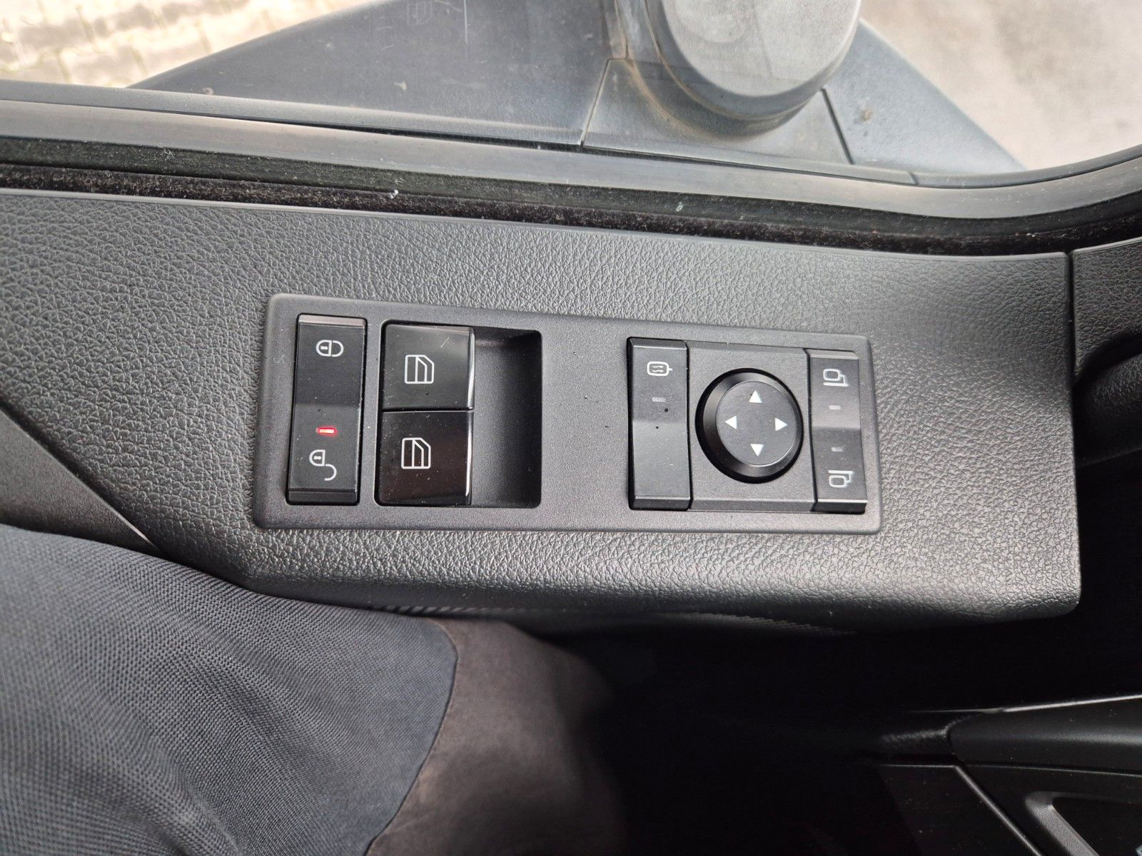 Fahrzeugabbildung Mercedes-Benz Actros 1845 LS Öl-Retarder Navi PPC 2x Bett