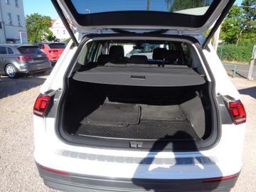 Volkswagen Tiguan Allspace - 8