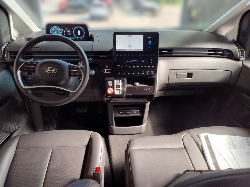 Hyundai Staria – Bild 8