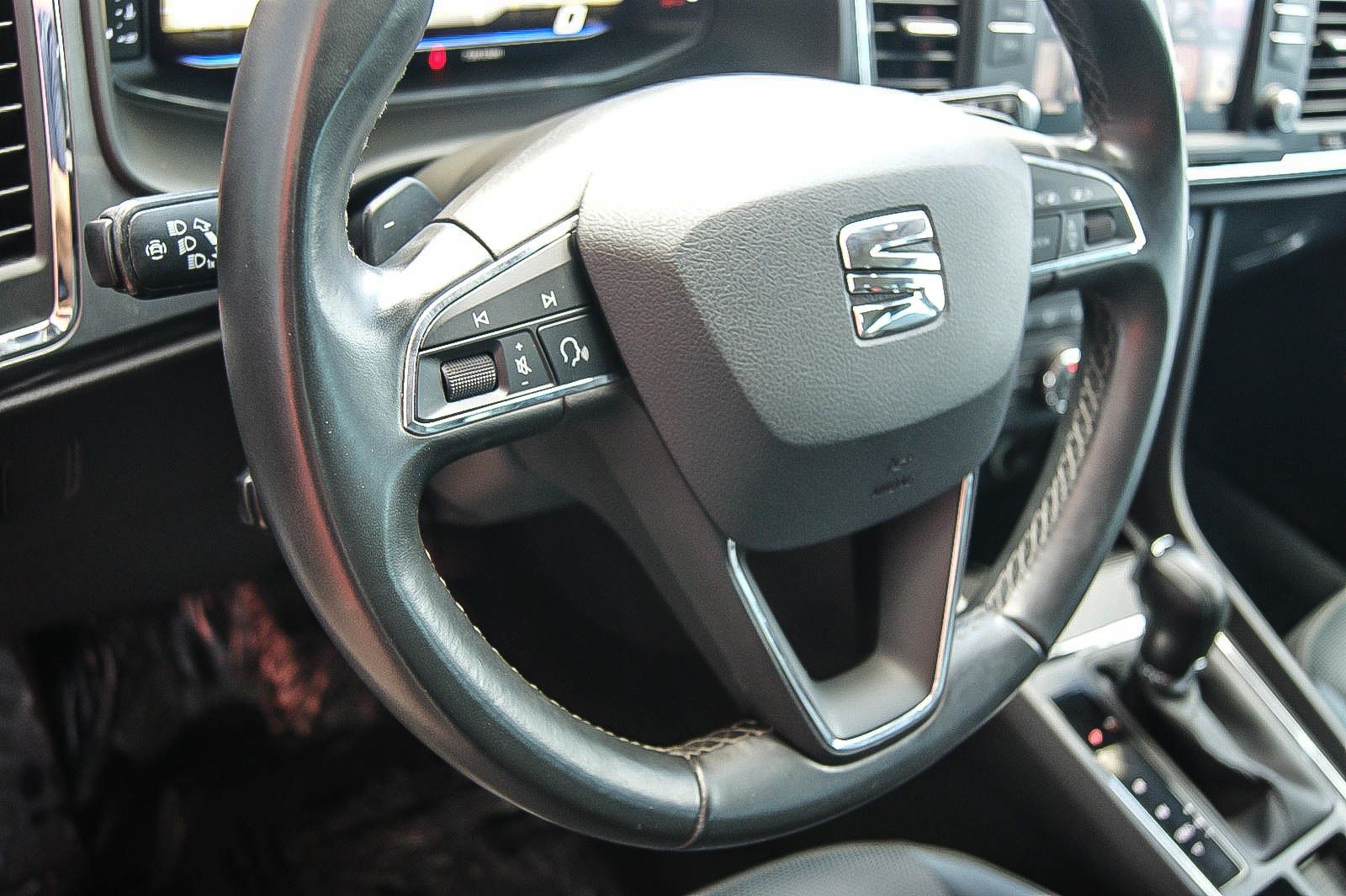 Fahrzeugabbildung SEAT Ateca 2.0 TDI DSG Style VIRTUAL BUSINESS ANHKZGV