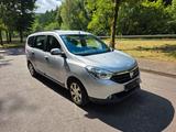 Dacia Lodgy 1.6 SCe 100 Lauréate Lauréate