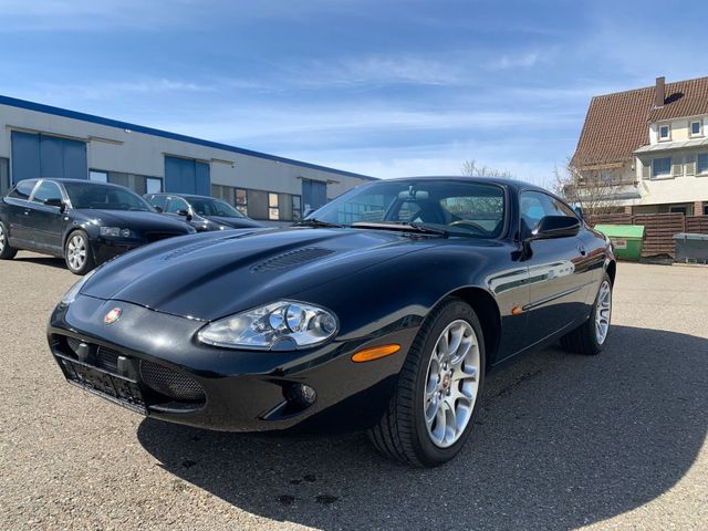 Jaguar XKR Coupe V8 Supercharged / 1. Hand