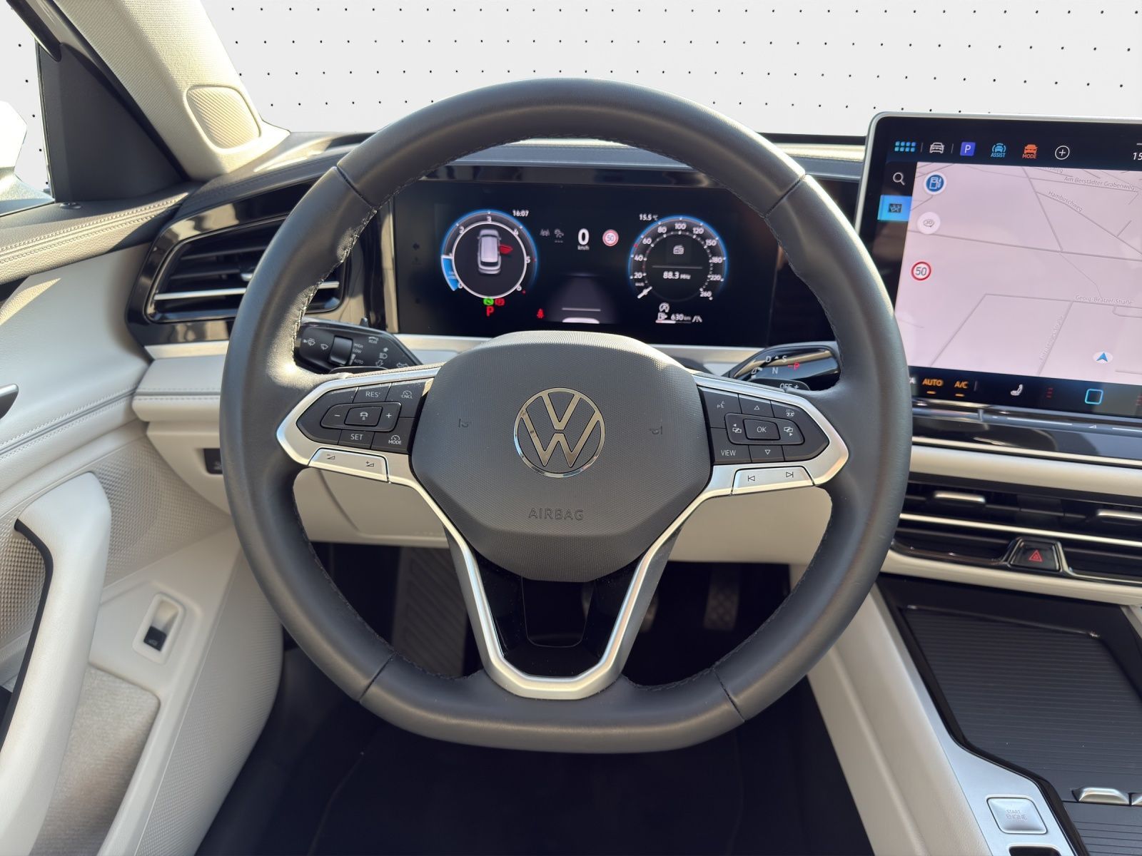 Volkswagen Passat - Bild 10