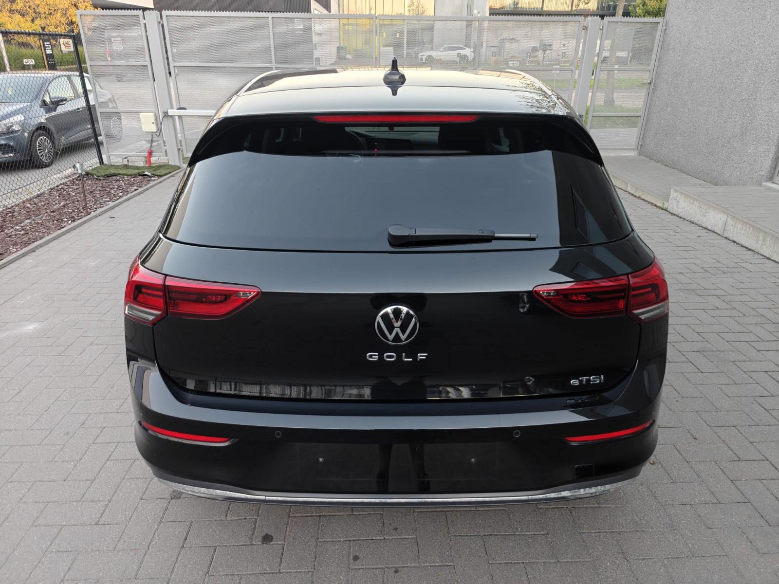 Volkswagen Golf VIII 1.5 TSI 150PS STYLE  NAVI LED AUTOMAAT