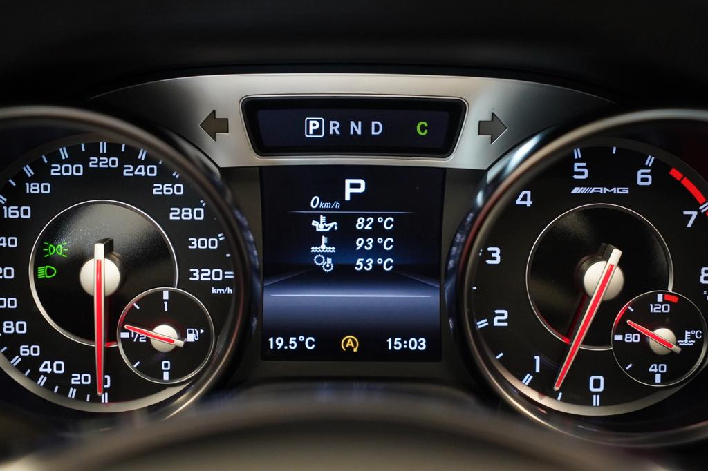 Mercedes-Benz SL 63 AMG