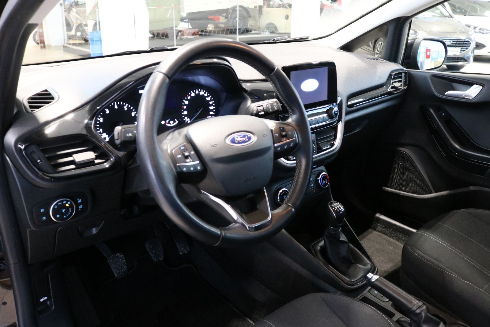 Fahrzeugabbildung Ford Fiesta Cool & Connect   Klima/PDC/Bluetooth