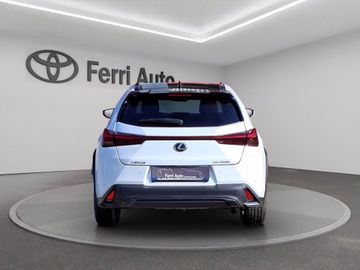 Lexus UX - 3