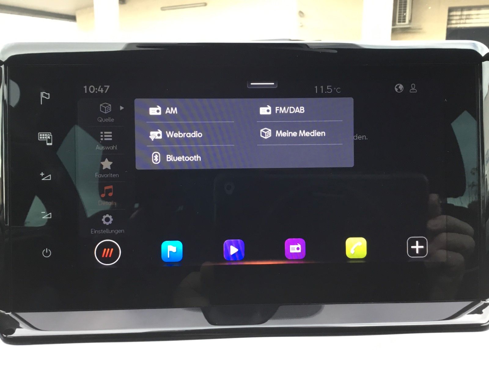 Fahrzeugabbildung SEAT Arona FR 1.5 TSI DSG+AHK+ACC+17"+Navi+Kamera