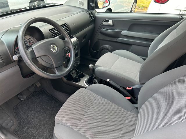 Fahrzeugabbildung Volkswagen Fox + NaviZB+Servo+Klima+Allwetter Neu