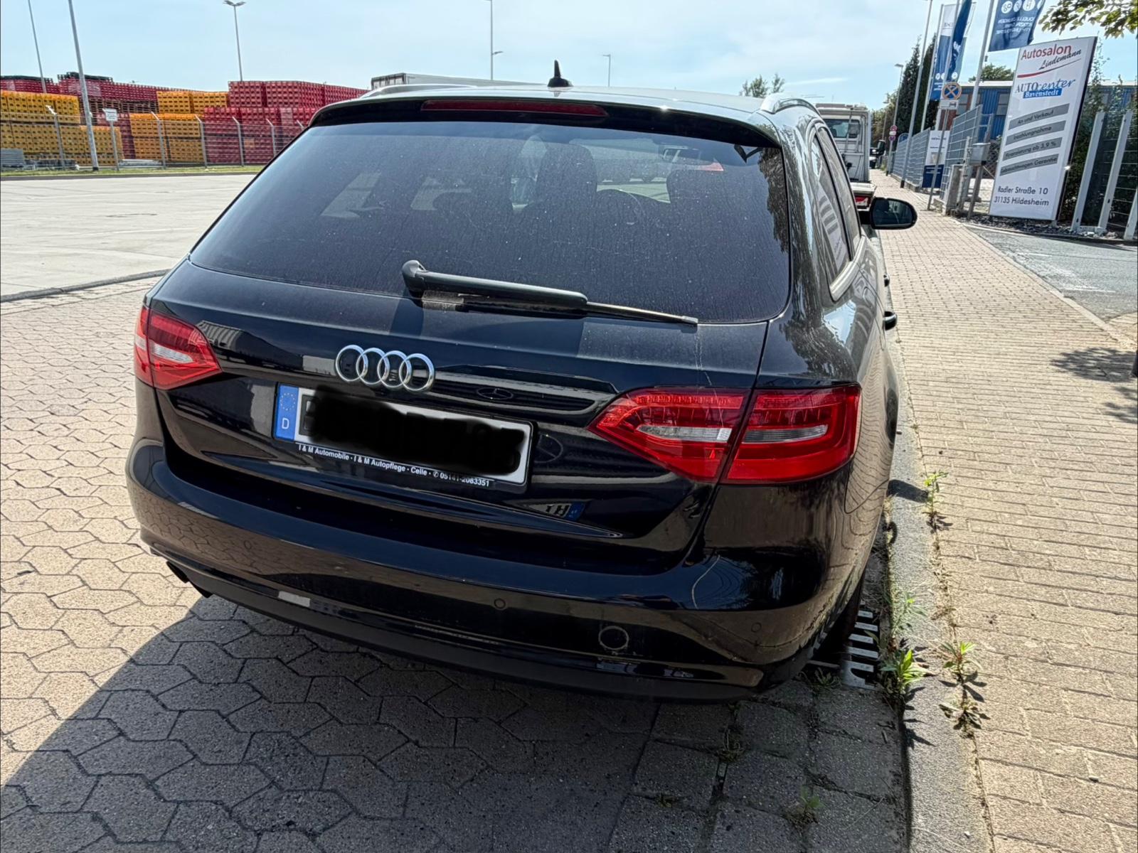 Audi A4 2012 — photo 6