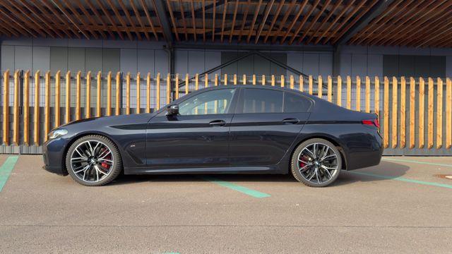 BMW M550i xDrive LCI,B&amp;W,Standheizung, Garantie08/28
