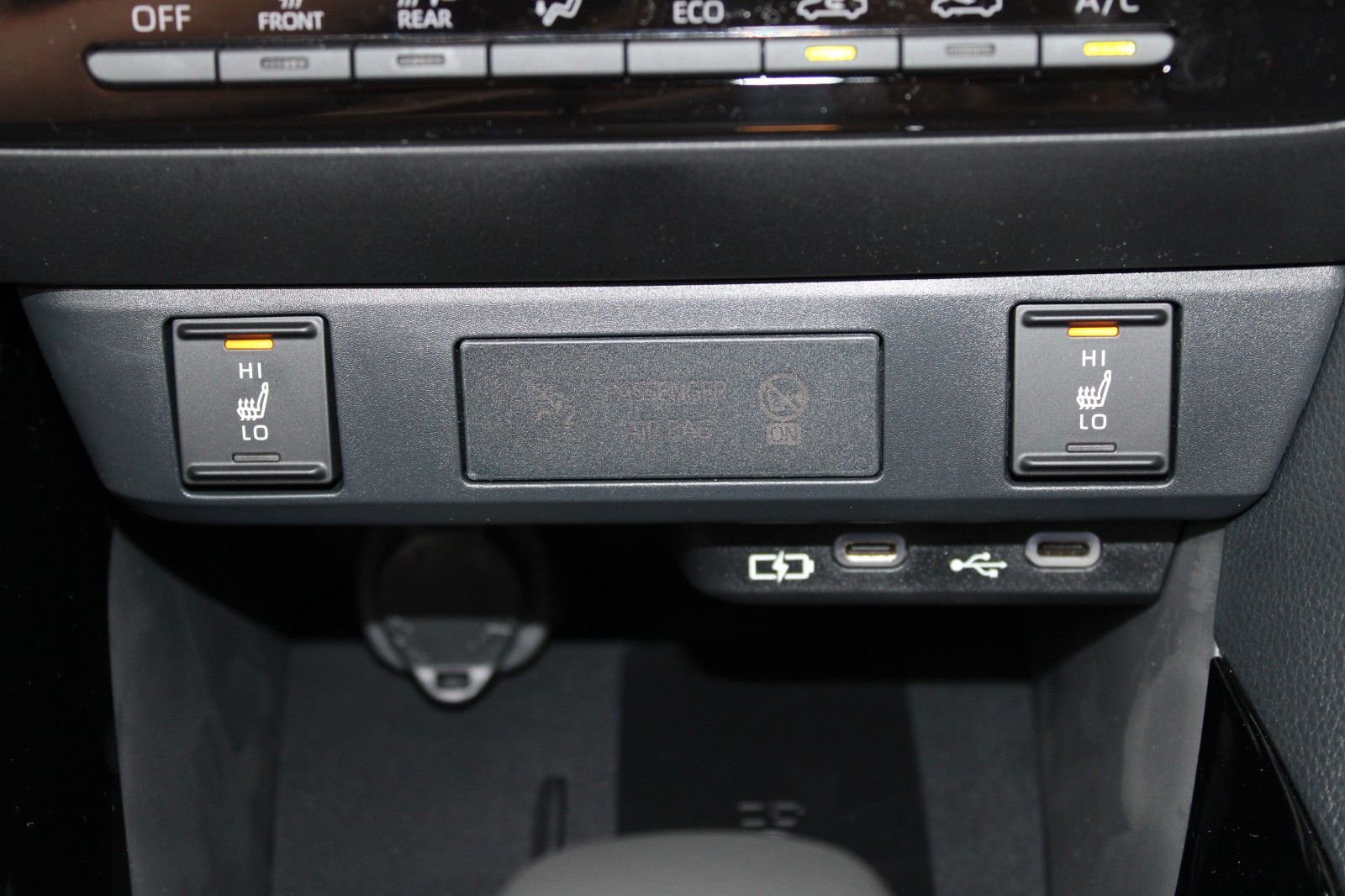 Fahrzeugabbildung Toyota Yaris 1.5 Hybrid Teamplayer + Comfort-Paket
