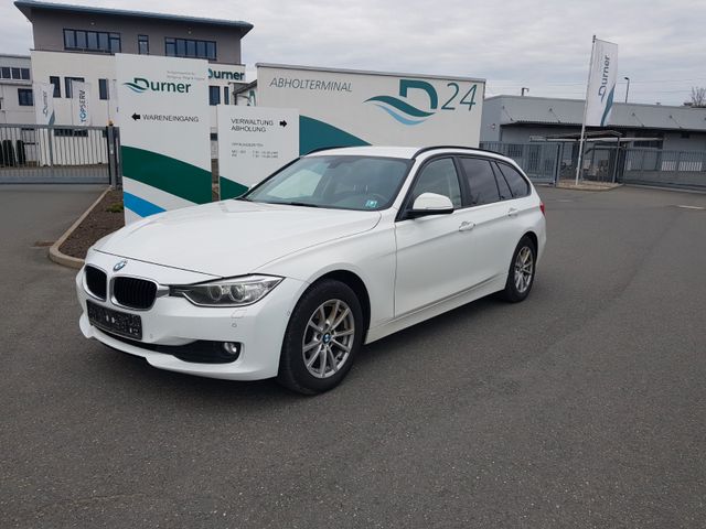 BMW 320d xDrive Xenon Kamera