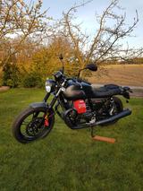 Moto Guzzi V7 III Carbon 5.990,-- € VB - Moto Guzzi V7 III Carbon