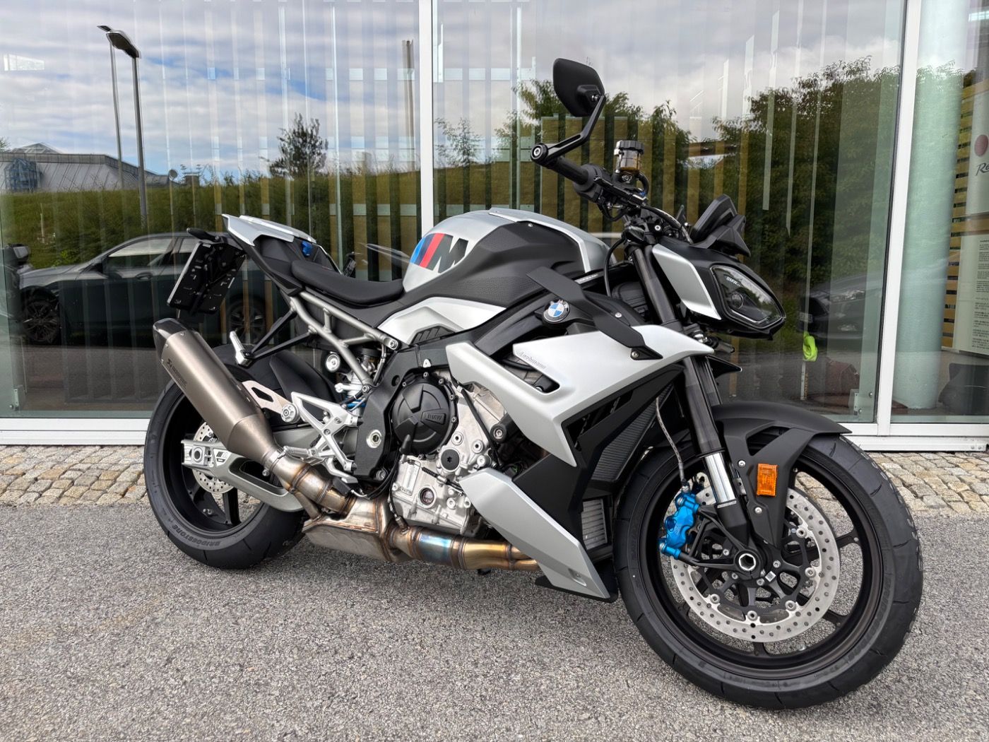 Fahrzeugabbildung BMW M 1000 R