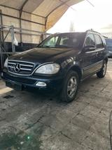 Mercedes-Benz Mercedes Ml 270 Cdi - gebrauchte Mercedes-Benz ML 270 aus dem Jahr 2001