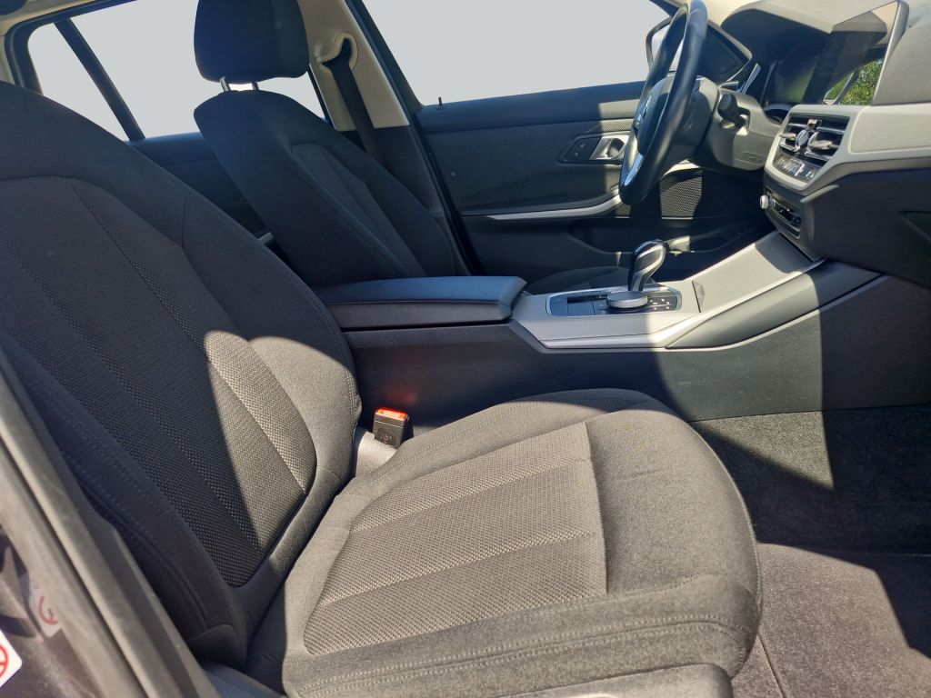 BMW 318i Touring Aut. Advantage *CarPlay* foto 14