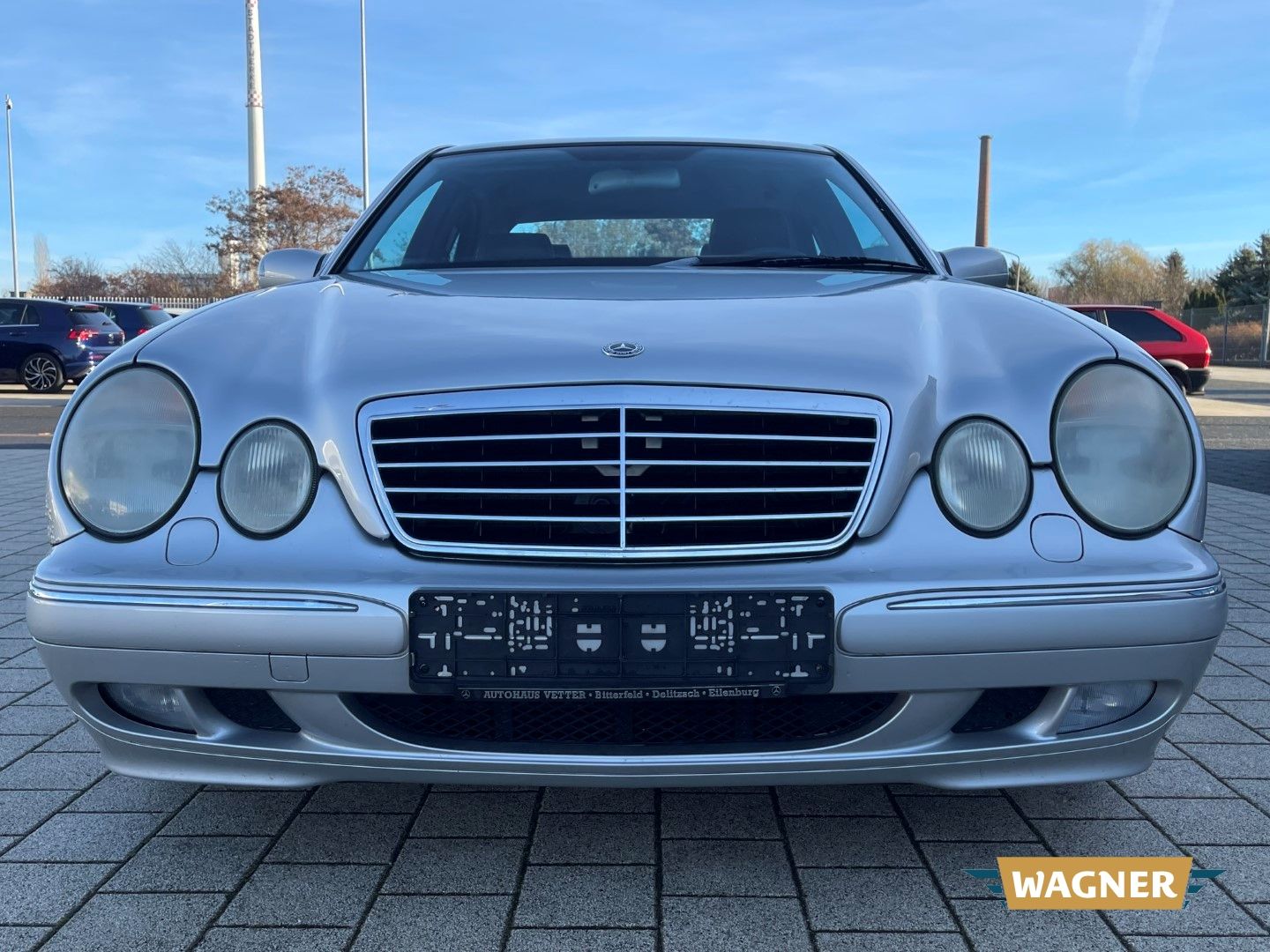 Fahrzeugabbildung Mercedes-Benz E 200 Kompressor AVANTGARDE Automatik